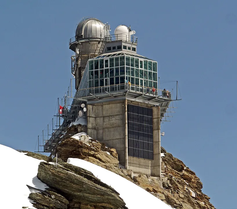 La gare de Jungfraujoch, plus haute gare d'Europe la gare de jungfraujoch plus haute gare d europe 6 observatoire du la-gare-de-jungfraujoch-plus-haute-gare-d-europe-6-observatoire-du-sphinx
