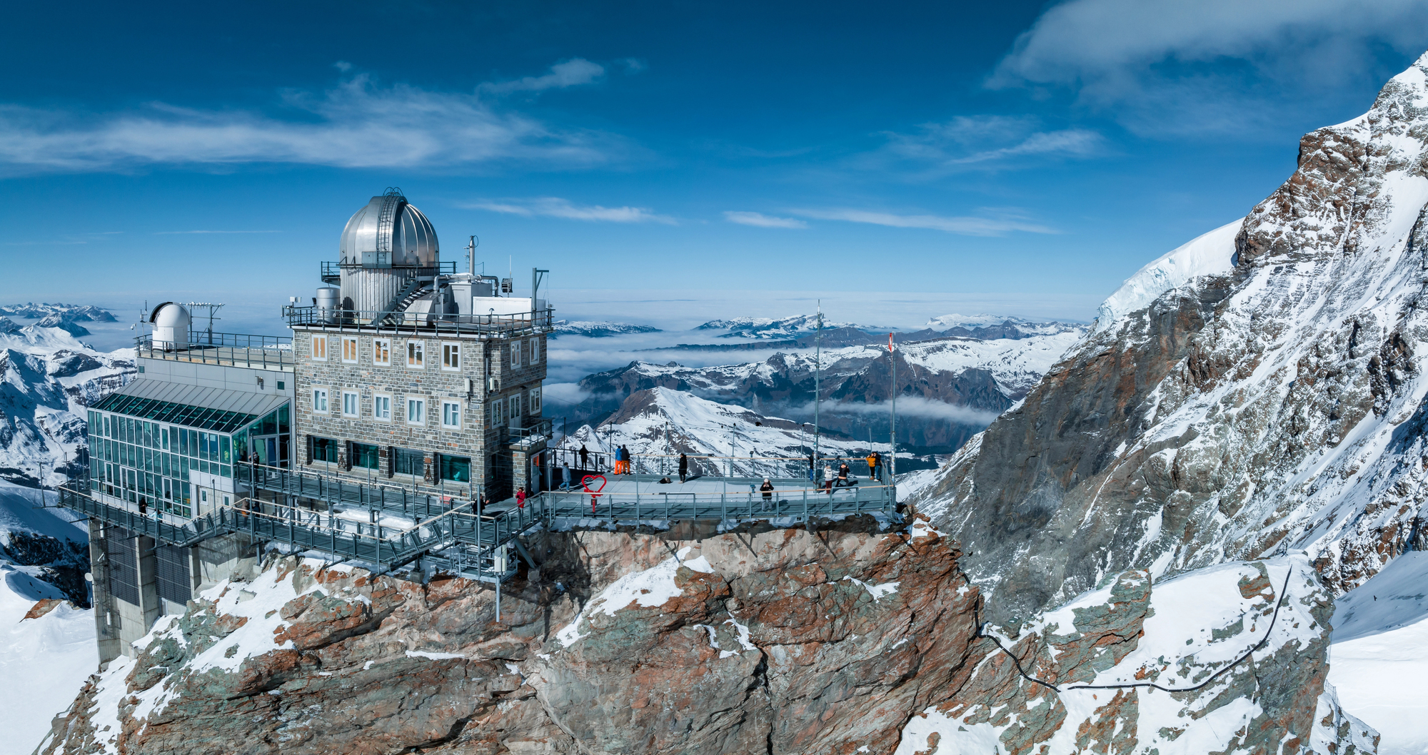 La gare de Jungfraujoch, plus haute gare d'Europe la gare de jungfraujoch plus haute gare d europe 7 la-gare-de-jungfraujoch-plus-haute-gare-d-europe-7