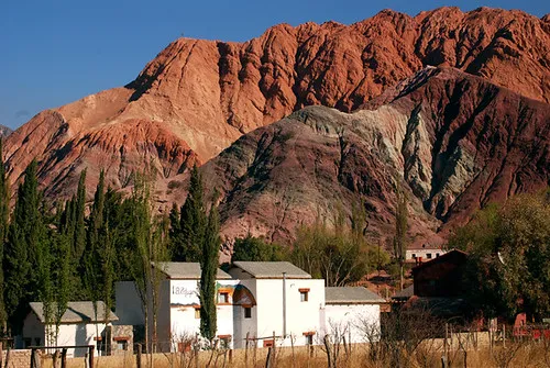 Cerro de los Siete Colores - La colline aux sept couleurs cerro de los siete colores la colline aux sept couleurs 5 cerro-de-los-siete-colores-la-colline-aux-sept-couleurs-5.