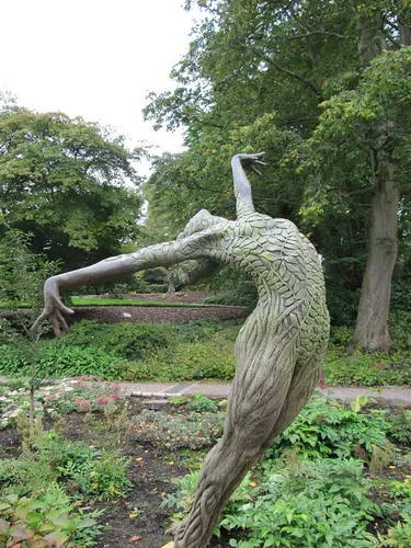 Danseuses de bronze et autres sculptures de Jonathan Hateley danseuses de bronze et autres sculptures de jonathan hateley 3 danseuses-de-bronze-et-autres-sculptures-de-jonathan-hateley-3