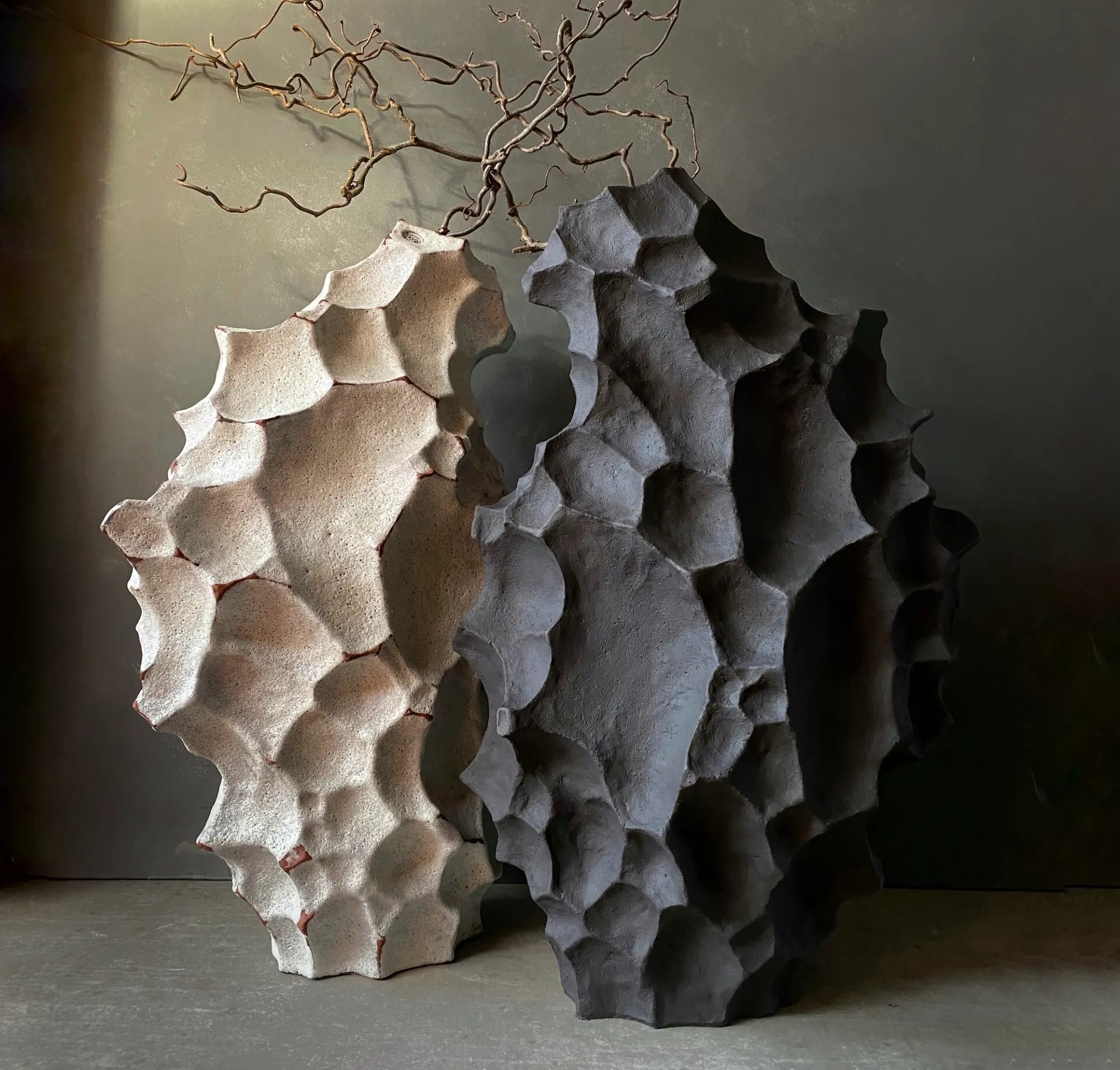 Des vases imitant la lave ou la pierre par Natura Ceramica des vases imitant la lave ou la pierre par natura ceramica 6 des-vases-imitant-la-lave-ou-la-pierre-par-natura-ceramica-6