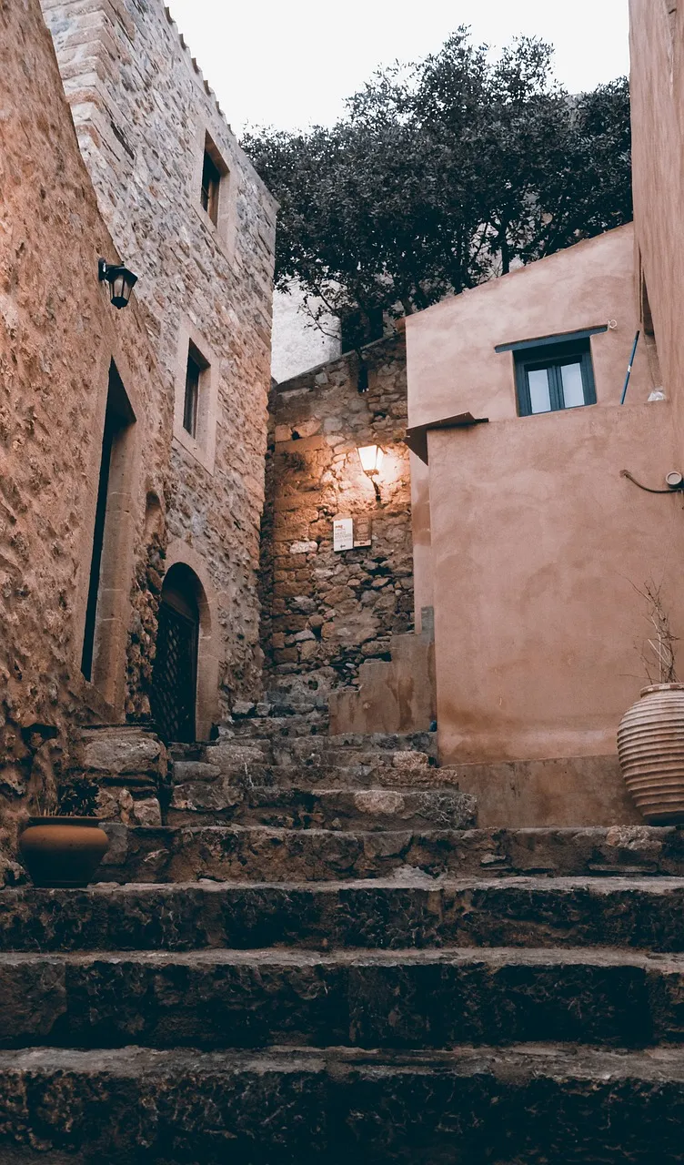 Le charme médiéval de Monemvasia en Grèce le charme medieval de monemvasia en grece 8 le-charme-medieval-de-monemvasia-en-grece-8