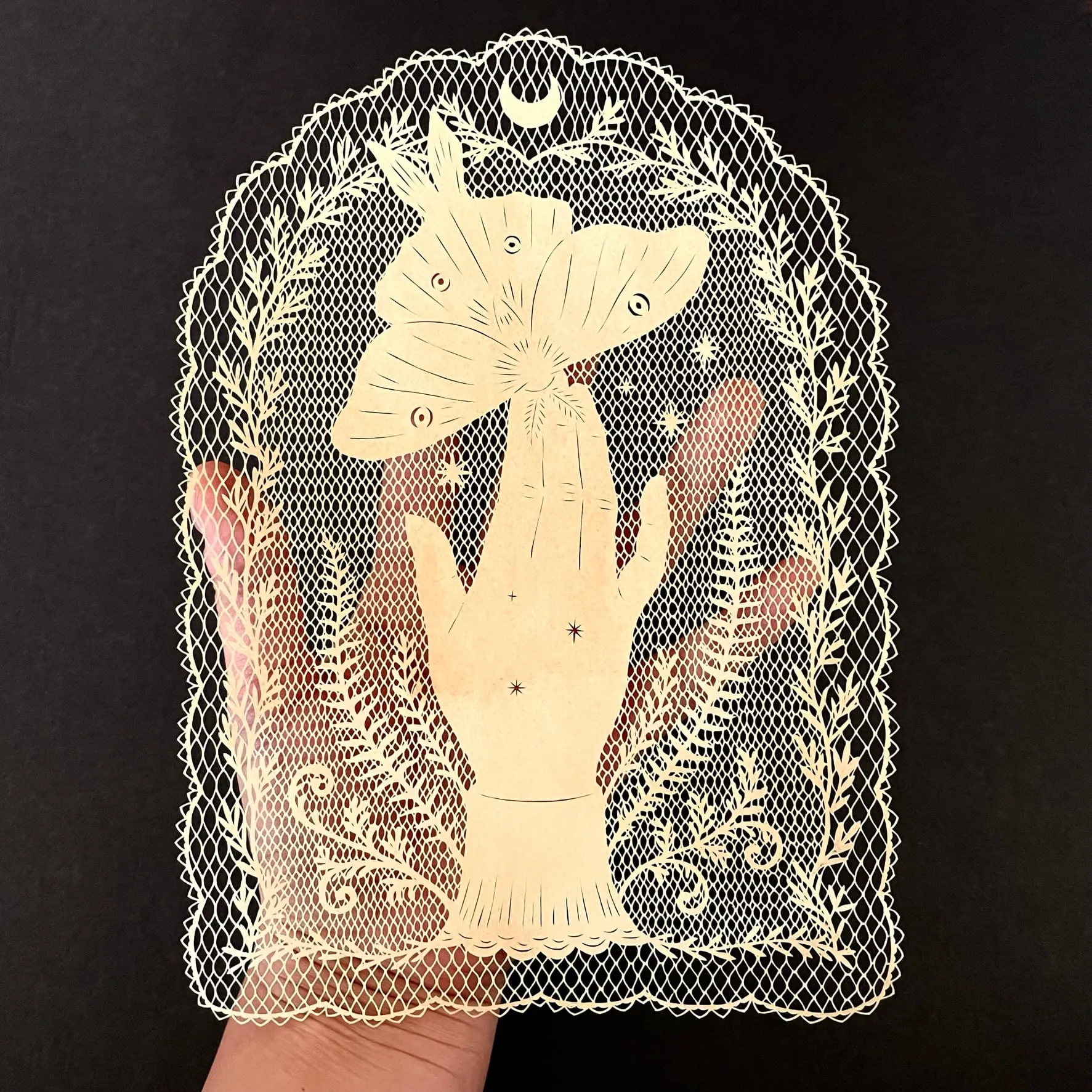 Les découpes de papier teint de Kanako Abe les decoupes de papier teint de kanako abe 7 les-decoupes-de-papier-teint-de-kanako-abe-7