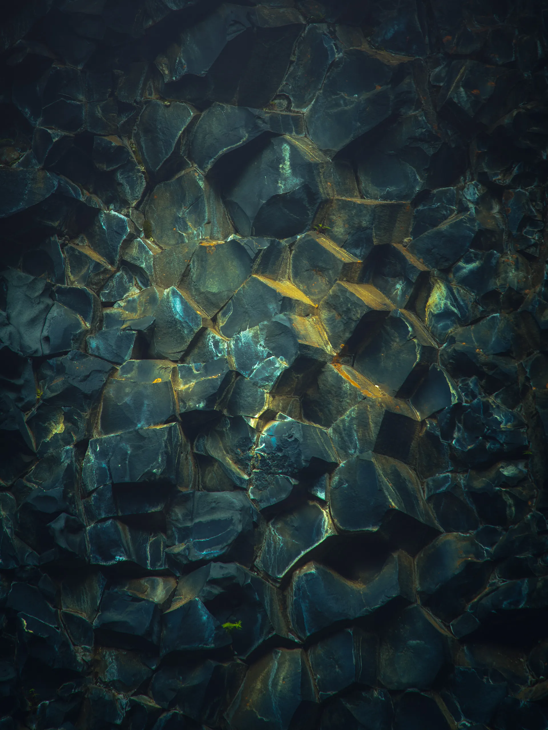 G R J O T - la beauté hexagonale des orgues basaltiques g r j o t la beaute hexagonale des orgues basaltiques 5 g-r-j-o-t-la-beaute-hexagonale-des-orgues-basaltiques-5