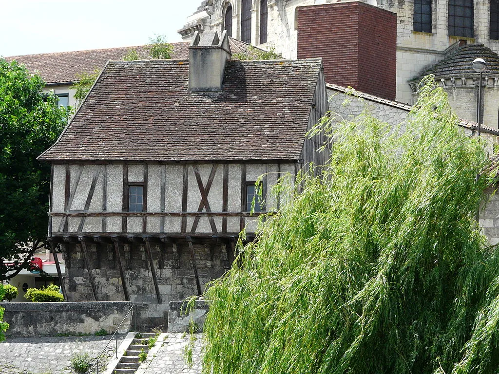 L' eschif de Creyssac ou vieux moulin de Périgueux l eschif de creyssac ou vieux moulin de perigueux 3 l-eschif-de-creyssac-ou-vieux-moulin-de-perigueux-3.
