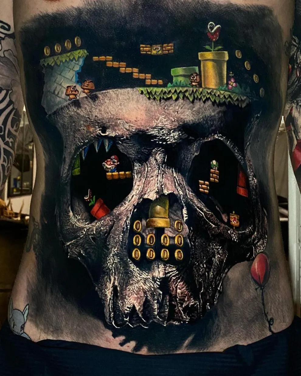 Les tatouages macabres hyperréalistes de Sandry Riffard les tatouages macabres hyperrealistes de sandry riffard horreur terreur 8 les-tatouages-macabres-hyperrealistes-de-sandry-riffard-horreur-terreur-8