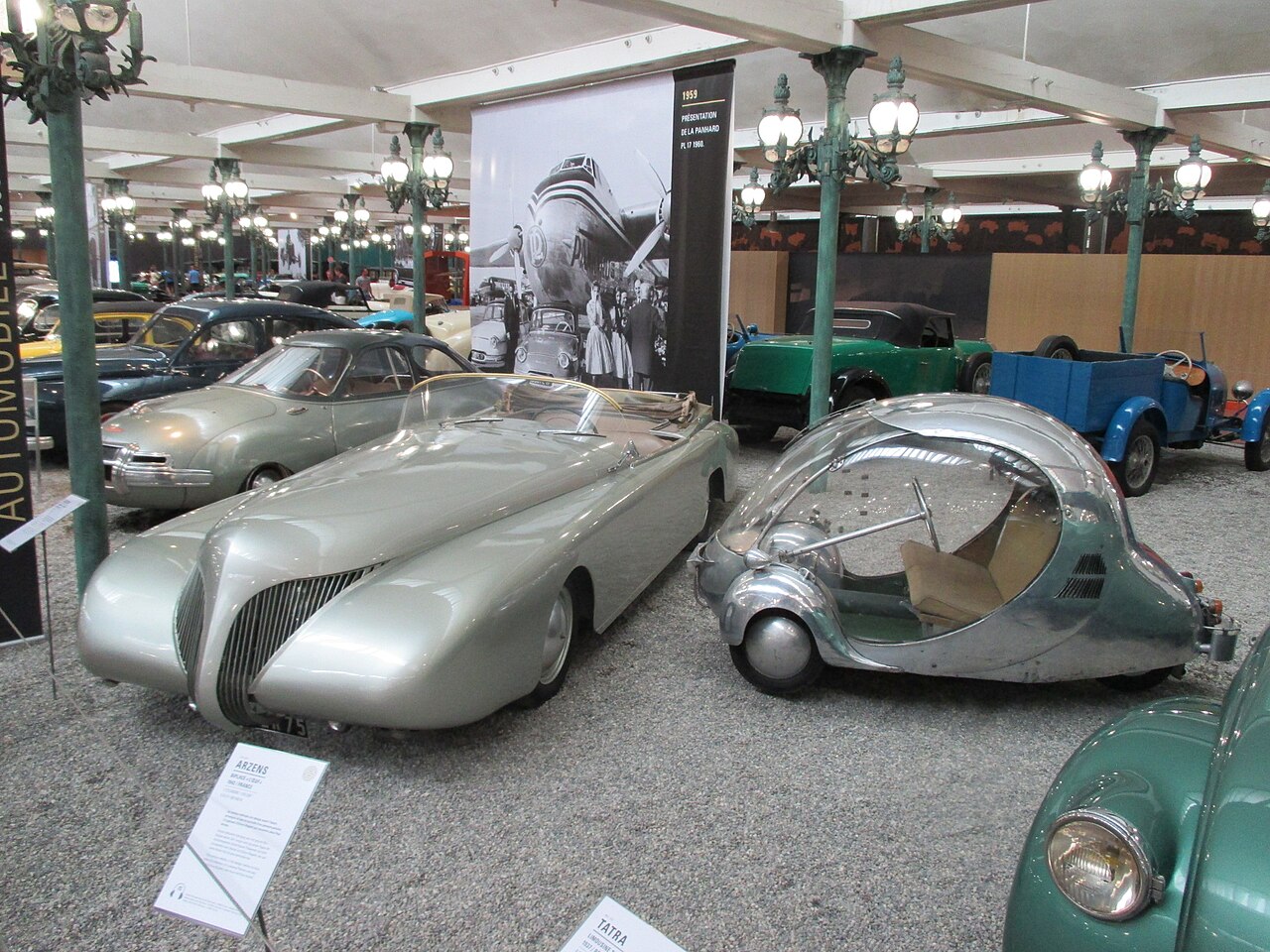 La Baleine et L’Œuf électrique, deux automobiles de Paul Arzens La Baleine et L’Œuf électrique, deux automobiles de Paul Arzens