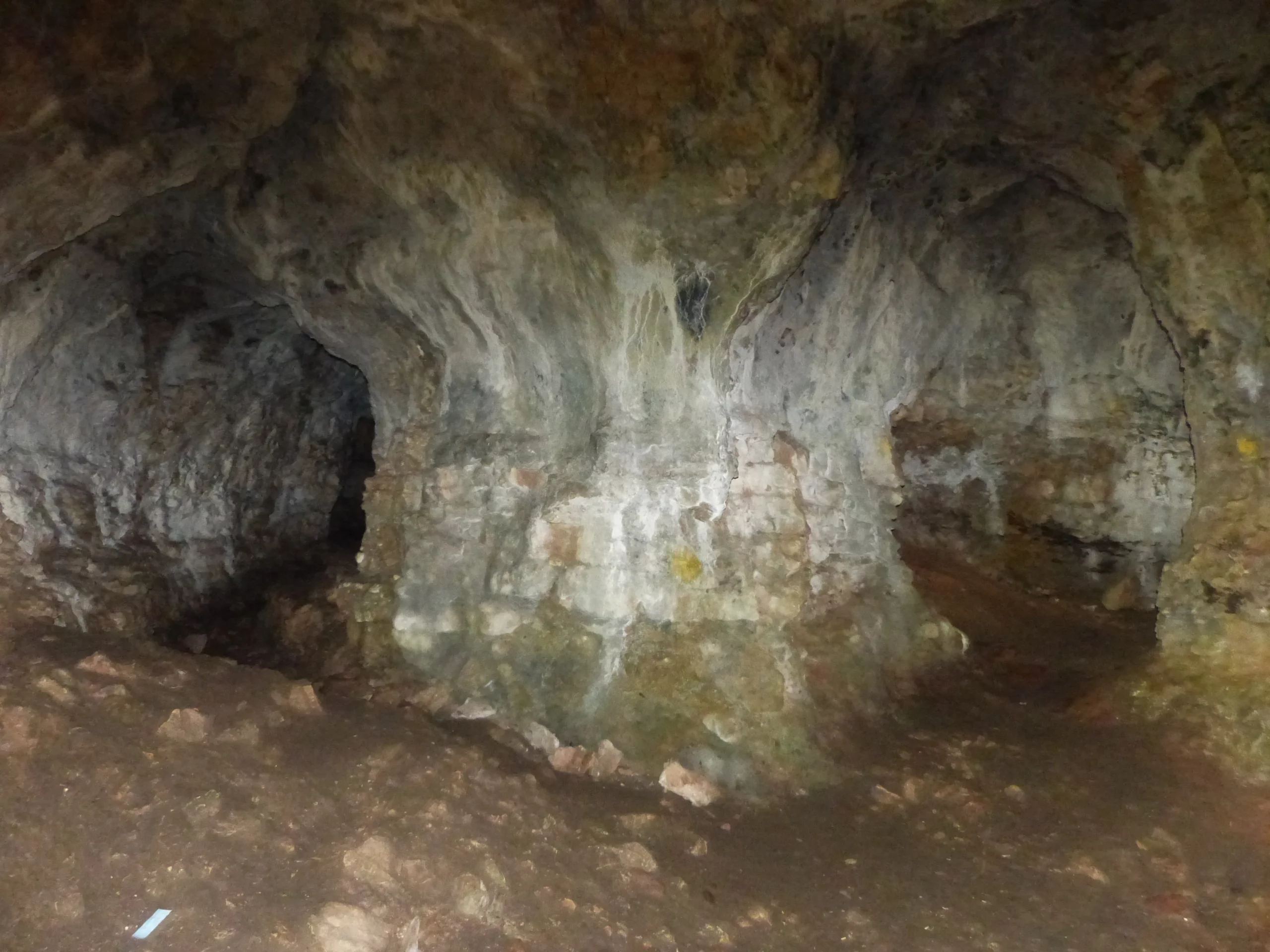 La grotte du roi Arthur la grotte du roi arthur Whitchurch 5 scaled la-grotte-du-roi-arthur-Whitchurch-5-scaled