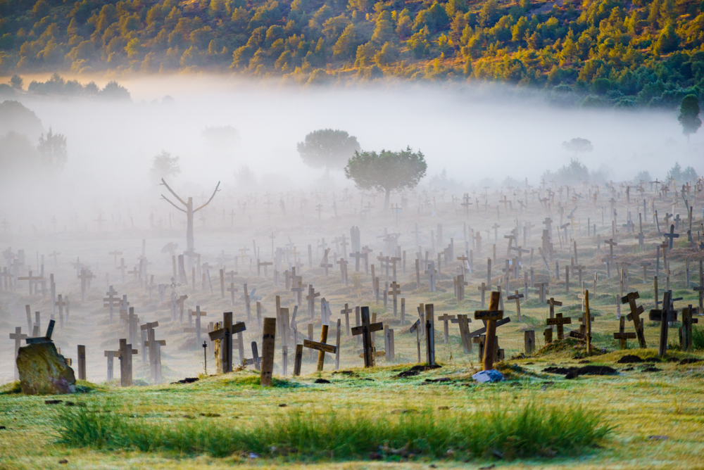 La résurgence du cimetière de Sad Hill, cimetière de "Le Bon, la Brute et le Truand" la resurgence du cimetiere de sad hill cimetiere de le bon la brute et le truand 6 la-resurgence-du-cimetiere-de-sad-hill-cimetiere-de-le-bon-la-brute-et-le-truand-6.