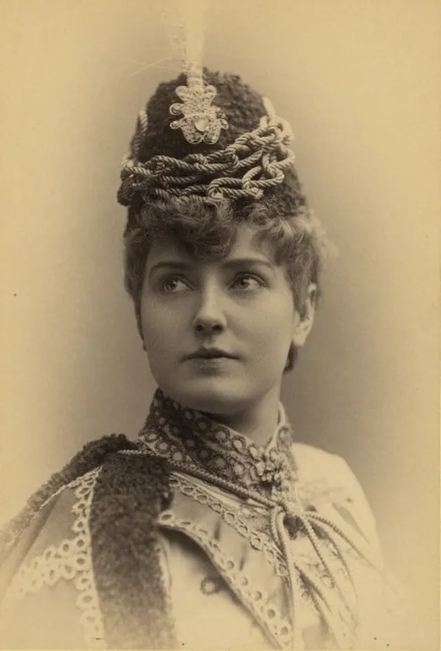 Quelques portraits de Lillian Russell, actrice et chanteuse du XIXème et XXème siècle quelques portraits de lillian russell actrice et chanteuse du xixeme et xxeme siecle 12 quelques-portraits-de-lillian-russell-actrice-et-chanteuse-du-xixeme-et-xxeme-siecle-12