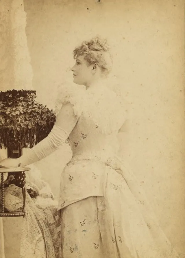 Quelques portraits de Lillian Russell, actrice et chanteuse du XIXème et XXème siècle quelques portraits de lillian russell actrice et chanteuse du xixeme et xxeme siecle 14 quelques-portraits-de-lillian-russell-actrice-et-chanteuse-du-xixeme-et-xxeme-siecle-14