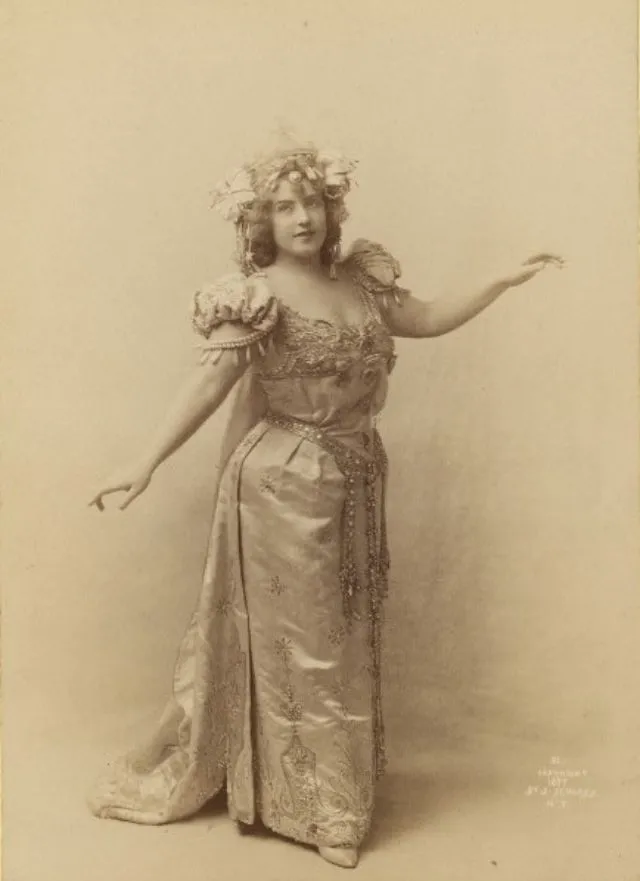 Quelques portraits de Lillian Russell, actrice et chanteuse du XIXème et XXème siècle quelques portraits de lillian russell actrice et chanteuse du xixeme et xxeme siecle 29 quelques-portraits-de-lillian-russell-actrice-et-chanteuse-du-xixeme-et-xxeme-siecle-28