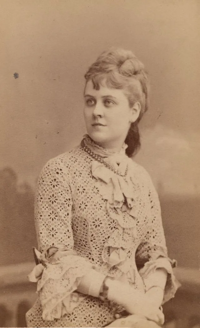 Quelques portraits de Lillian Russell, actrice et chanteuse du XIXème et XXème siècle quelques portraits de lillian russell actrice et chanteuse du xixeme et xxeme siecle 3 quelques-portraits-de-lillian-russell-actrice-et-chanteuse-du-xixeme-et-xxeme-siecle-3