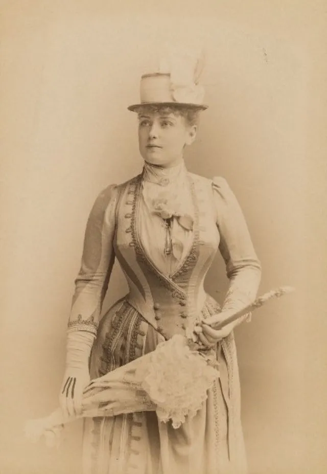 Quelques portraits de Lillian Russell, actrice et chanteuse du XIXème et XXème siècle quelques portraits de lillian russell actrice et chanteuse du xixeme et xxeme siecle 33 quelques-portraits-de-lillian-russell-actrice-et-chanteuse-du-xixeme-et-xxeme-siecle-32