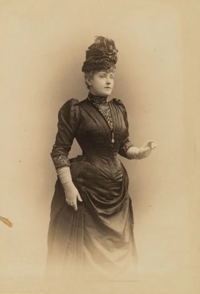 Quelques portraits de Lillian Russell, actrice et chanteuse du XIXème et XXème siècle quelques portraits de lillian russell actrice et chanteuse du xixeme et xxeme siecle 38 quelques-portraits-de-lillian-russell-actrice-et-chanteuse-du-xixeme-et-xxeme-siecle-37