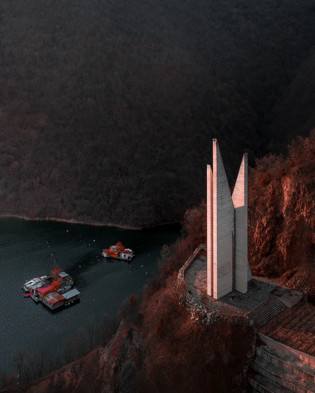 Urbex: quelques bâtiments et monuments soviétiques abandonnés urbex quelques batiments et monuments sovietiques abandonnes 5 vucha urbex-quelques-batiments-et-monuments-sovietiques-abandonnes-5-vucha