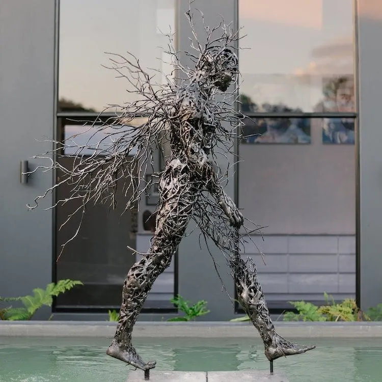 De nouvelles sculptures de personnes en désintégration par Regardt Van Der Meulen de nouvelles sculptures de personnes en desintegration par regardt van der meulen 5 de-nouvelles-sculptures-de-personnes-en-desintegration-par-regardt-van-der-meulen-5