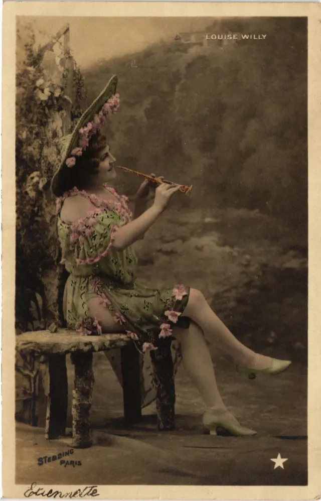 Le Coucher de la Mariée, un vieux film érotique français de 1896 le coucher de la mariee le plus vieux film erotique francais video louise willy 8 Carte postale de Louise Willy, actrice du coucher de la mariée 5