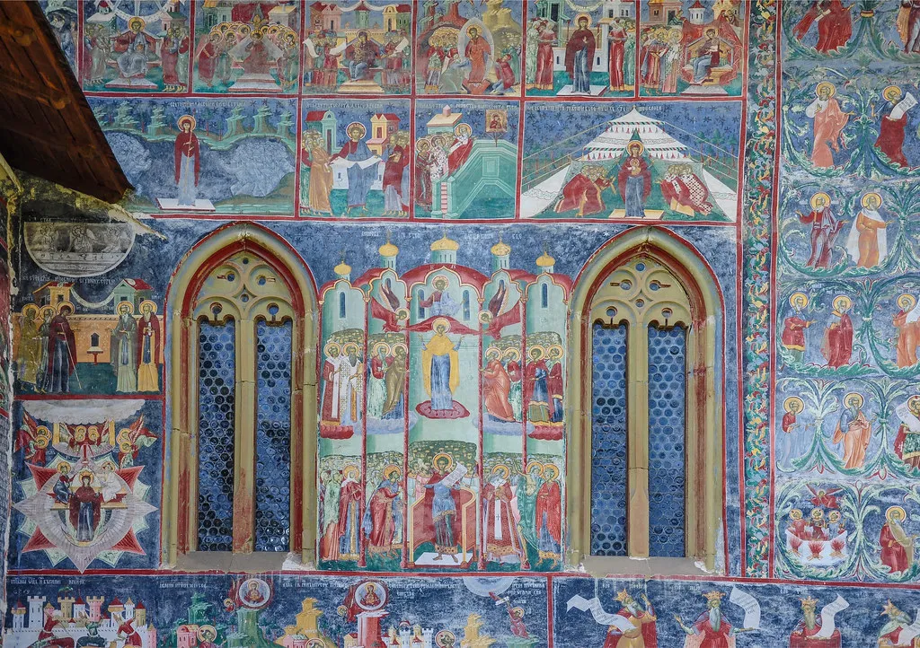 Le magnifique monastère de Sucevița le magnifique monastere de sucevita carpates roumanie 7 le-magnifique-monastere-de-sucevita-carpates-roumanie-7