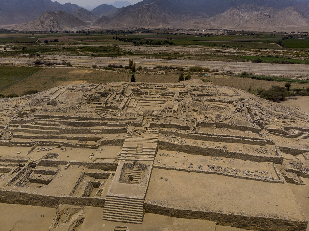 Les pyramides de Caral-Supe, oeuvres de la plus ancienne civilisation d'Amérique les pyramides de caral supe ancienne civilisation perou 8 es-pyramides-de-caral-supe-ancienne-civilisation-perou-8