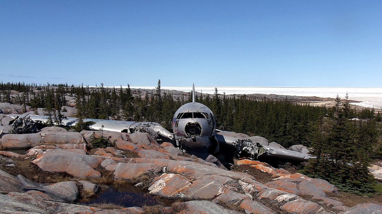 Miss Piggy plane wreck, épave d’avion à Churchill au Manitoba Miss Piggy plane wreck, épave d’avion à Churchill au Manitoba