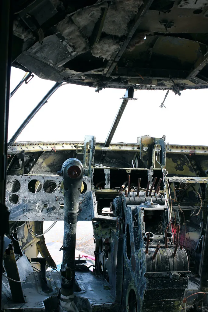 Une épave d'avion appelée Miss Piggy une epave davion appelee miss piggy churcill manitoba 5 une-epave-davion-appelee-miss-piggy-churcill-manitoba-5