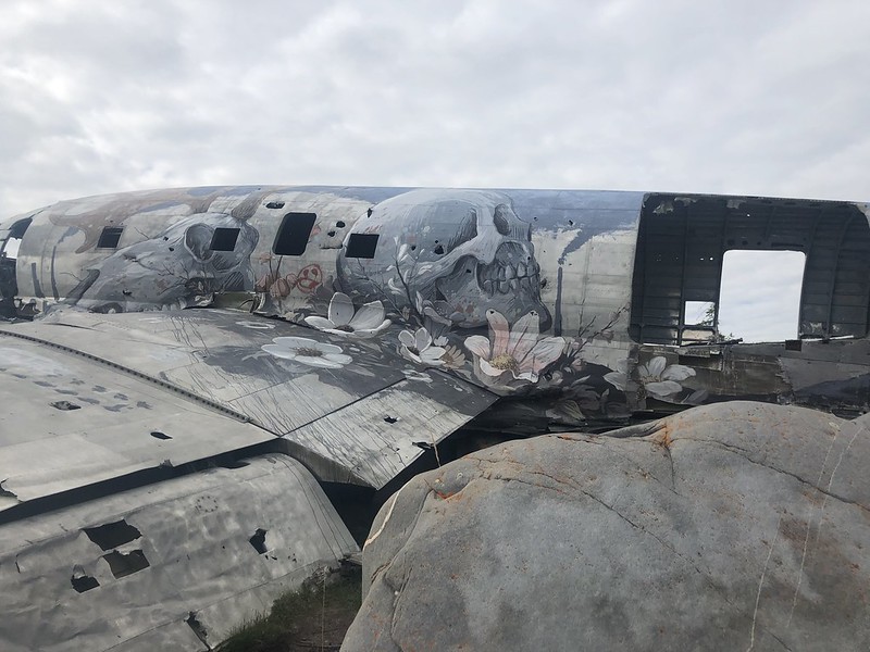 Une épave d'avion appelée Miss Piggy une epave davion appelee miss piggy churcill manitoba 9 une-epave-davion-appelee-miss-piggy-churcill-manitoba-9.j