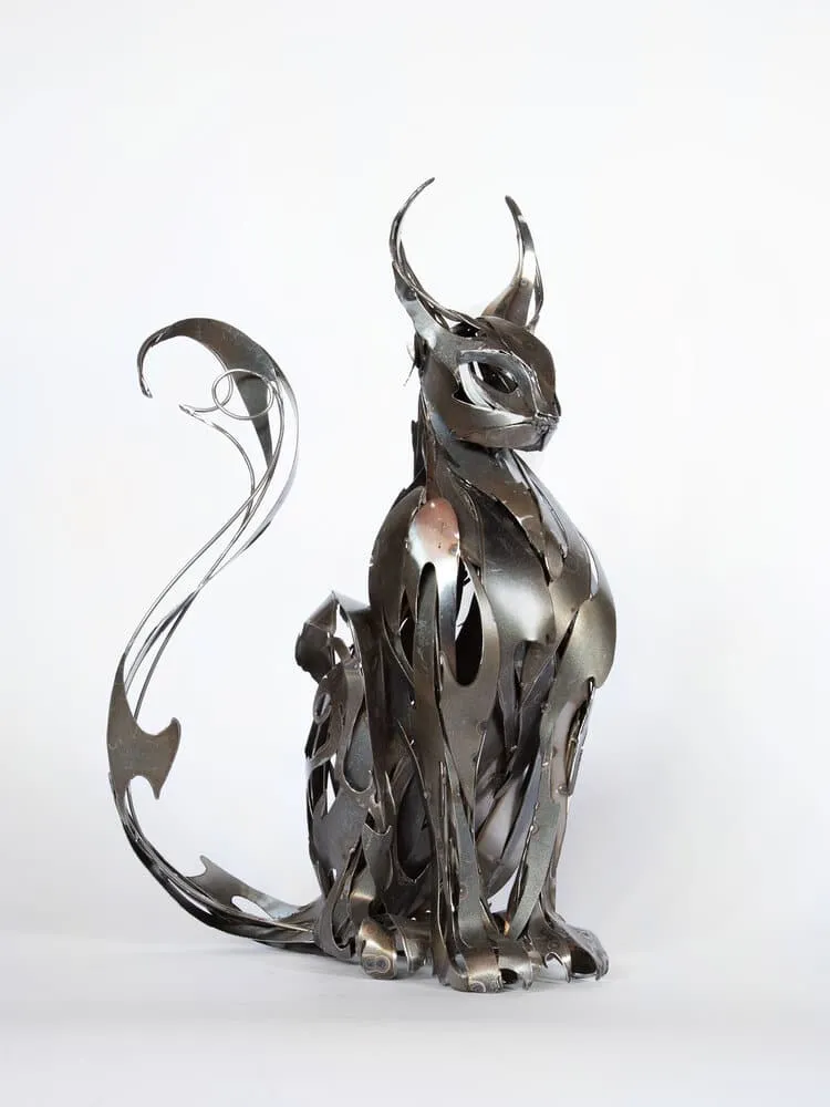 Les magnifiques sculptures métalliques de Georgie Seccull les magnifiques sculptures metalliques de georgie seccull 9 les-magnifiques-sculptures-metalliques-de-georgie-seccull-9-caracal