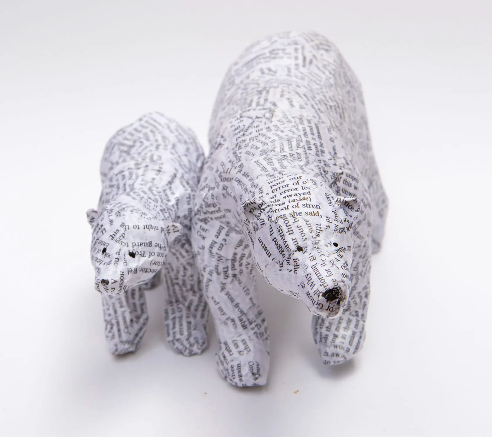 Les petits animaux de papier mâché de Diana Parkhouse les petits animaux de papier mache de diana parkhouse 2 ours blanc les-petits-animaux-de-papier-mache-de-diana-parkhouse-2-ours-blanc.