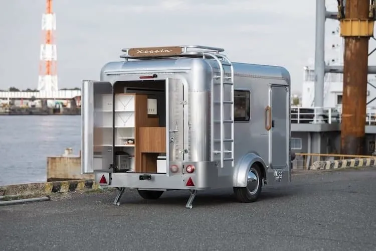 Une charmante petite caravane minimaliste par X-Cabin une charmante petite caravane minimaliste par x cabin 11 une-charmante-petite-caravane-minimaliste-par-x-cabin-11