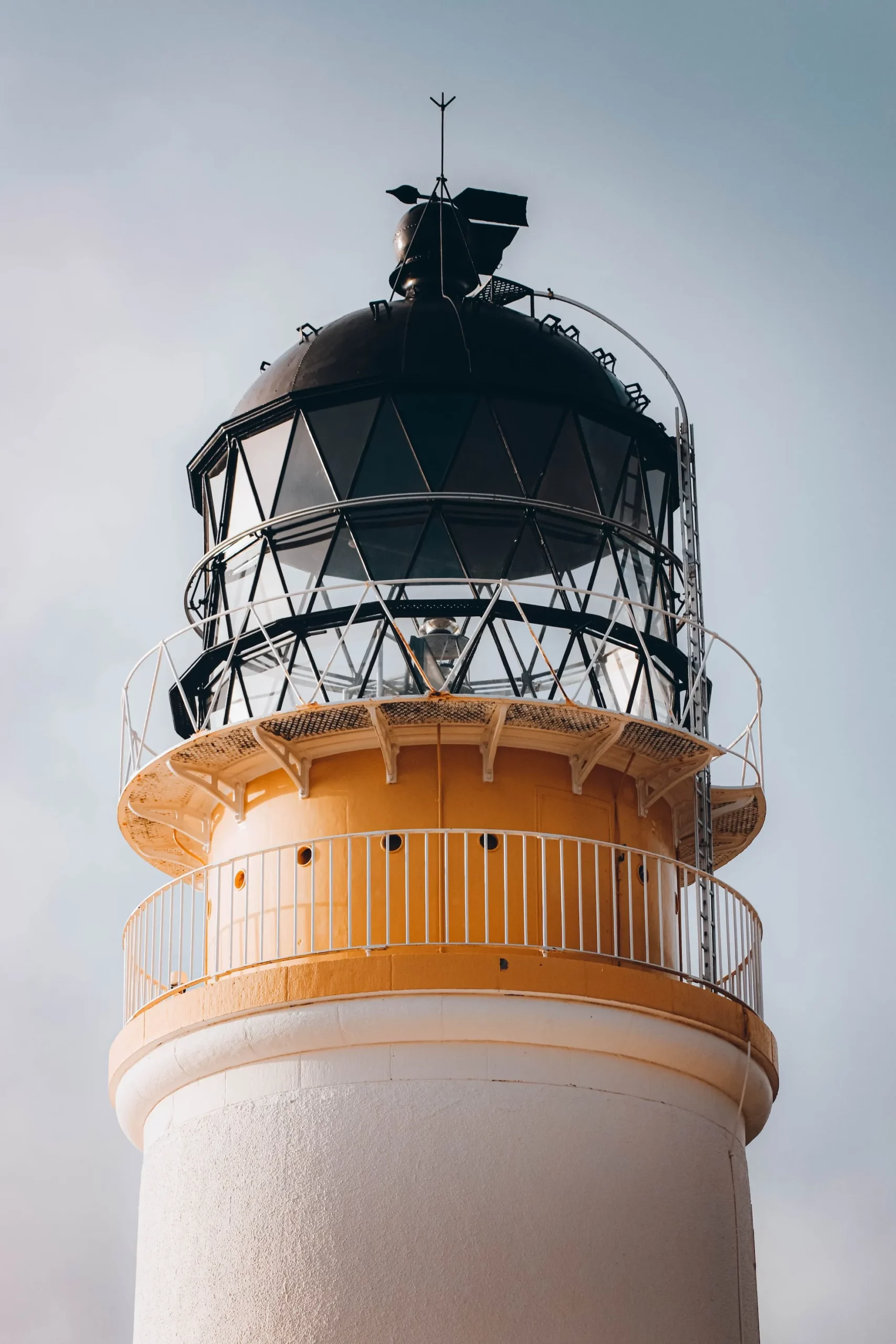 Le magnifique phare de Neist Point le magnifique phare de neist point lighthouse ile de sky ecosse 7 scaled le-magnifique-phare-de-neist-point-lighthouse-ile-de-sky-ecosse-7
