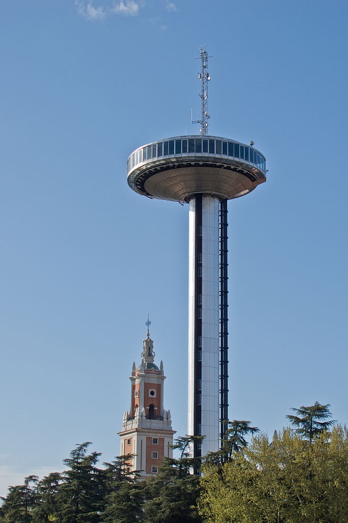 Le phare de Moncloa offre une magnifique vue sur Madrid le phare de moncloa offre une magnifique vue sur madrid faro moncloa 1 le-phare-de-moncloa-offre-une-magnifique-vue-sur-madrid-faro-moncloa-1