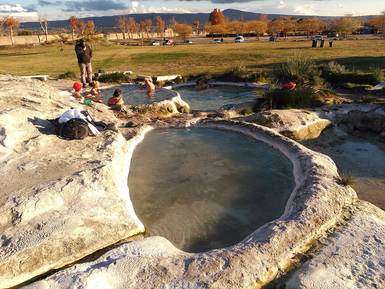 Les sources thermales de Viterbe les sources thermales de viterbe piscine carletti les-sources-thermales-de-viterbe-piscine-carletti.