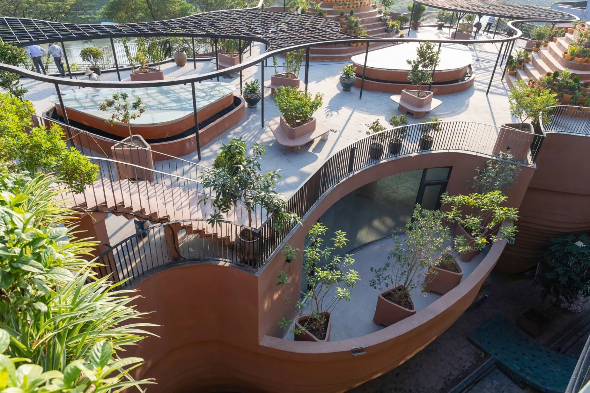 Un musée en forme de poterie au Vietnam un musee en forme de poterie au vietnam 5 un-musee-en-forme-de-poterie-au-vietnam-5