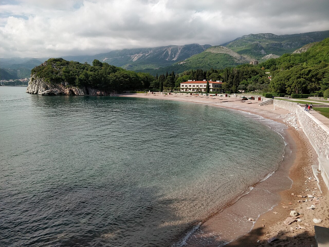 Villa Miločer au Monténégro, ancienne résidence royale de l’Aman Sveti Stefan Villa Miločer au Monténégro, ancienne résidence royale de l’Aman Sveti Stefan