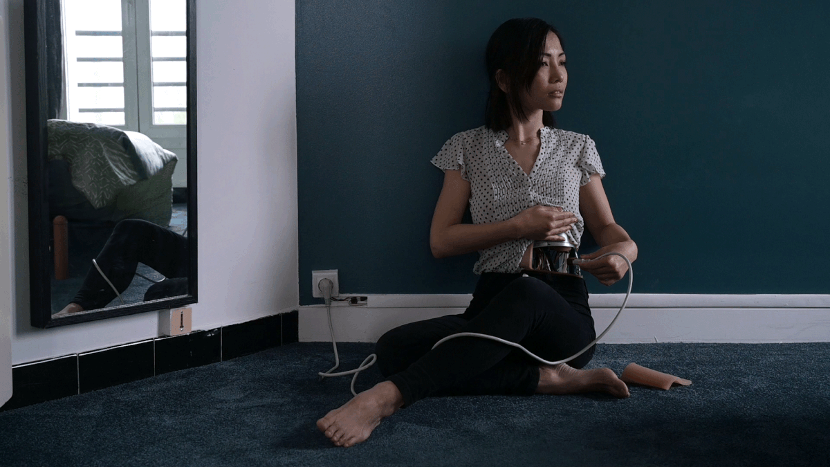 Des femmes androïdes en GIF des femmes androides en gif robot next door 10 des-femmes-androides-en-gif-robot-next-door-10.