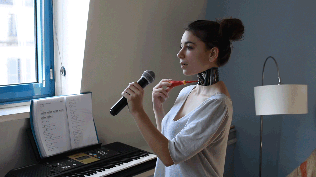 Des femmes androïdes en GIF des femmes androides en gif robot next door 2 des-femmes-androides-en-gif-robot-next-door-2