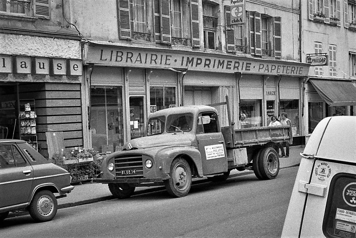 Le futuriste bus Cityrama de 1956 le futuriste bus cityrama Currus citroen u55 de 1956 citroen type 55 le-futuriste-bus-cityrama-Currus-citroen-u55-de-1956-citroen-type-55