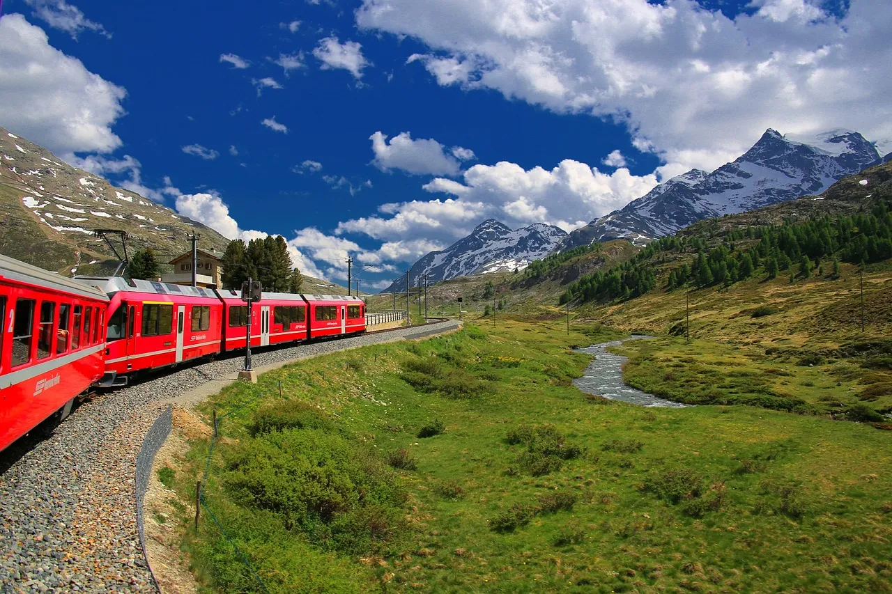 Le Glacier Express, un train avec une magnifique vue des Alpes suisses le glacier express un train avec une magnifique vue des alpes suisses 2 le-glacier-express-un-train-avec-une-magnifique-vue-des-alpes-suisses-2