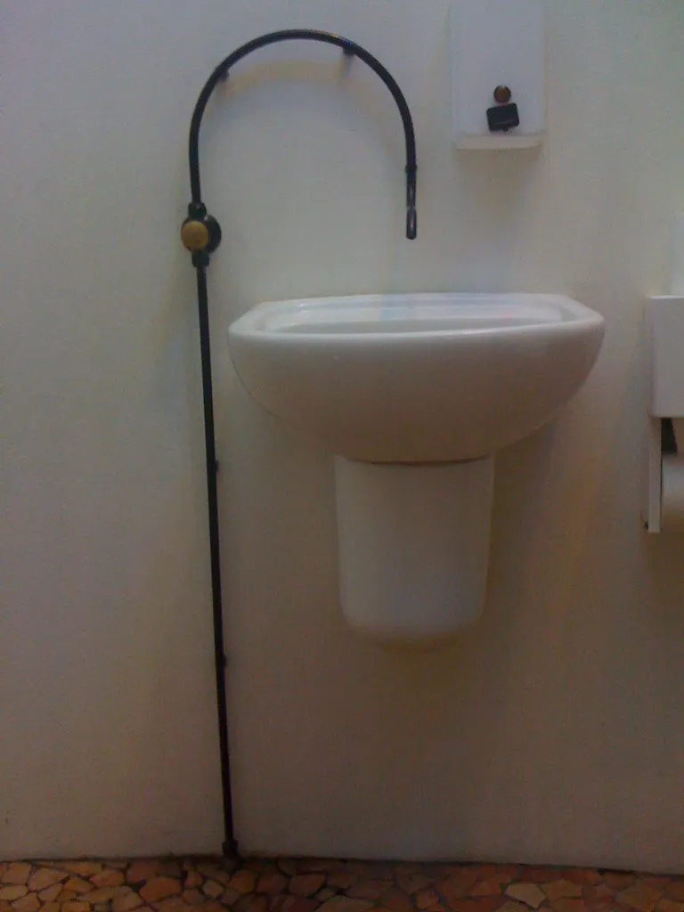 Les jolies toilettes de Matakana en Nouvelle Zélande les jolies toilettes de matakana en nouvelle zelande 6 les-jolies-toilettes-de-matakana-en-nouvelle-zelande-6.