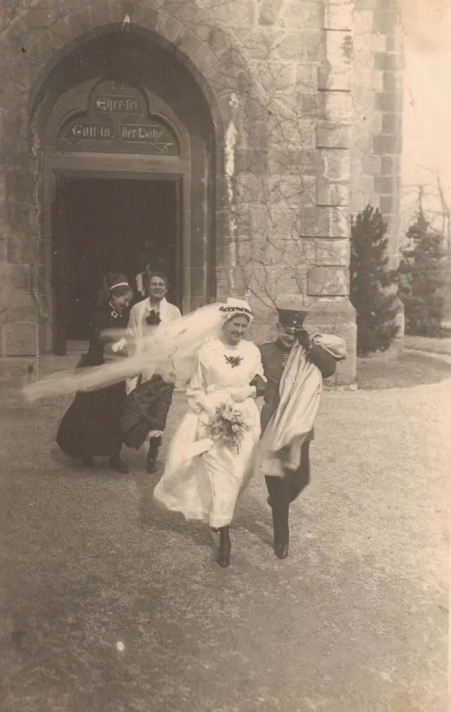 30 portraits vintage de mariées de guerre de la Grande Guerre 30 portraits vintage de mariees de guerre de la grande guerre wwi 20 30-portraits-vintage-de-mariees-de-guerre-de-la-grande-guerre-wwi-20