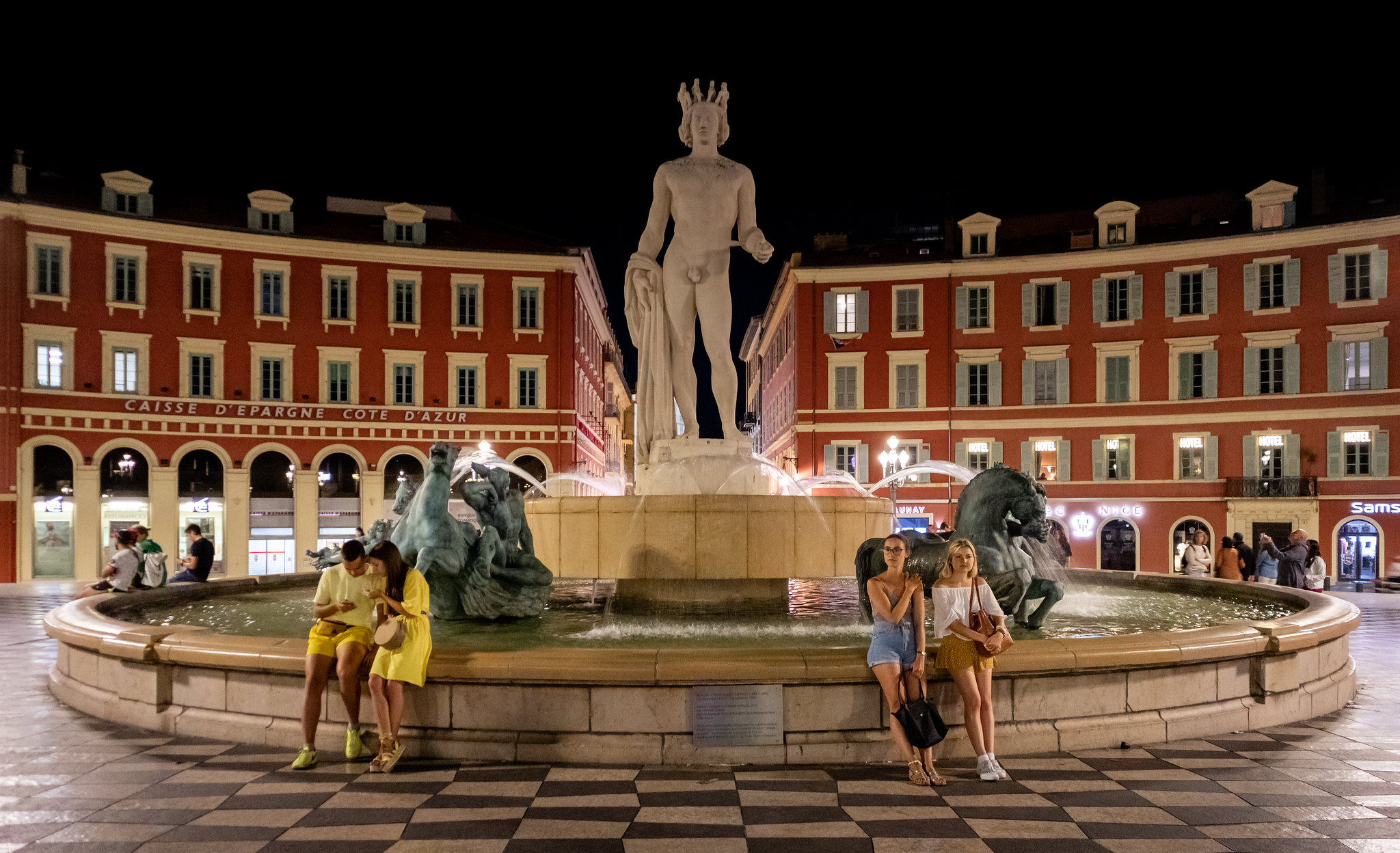 La décriée Fontaine du Soleil de Nice la decriee fontaine du soleil de nice 4 la-decriee-fontaine-du-soleil-de-nice-4