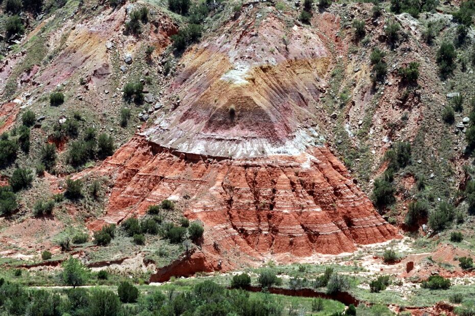 Le canyon de Palo Duro, le Grand Canyon du Texas palo duro canyon state park texas Falaises colorées du canyon de Palo Duro au Texas