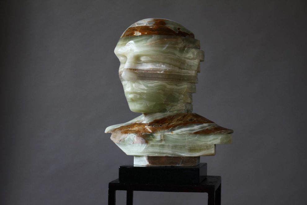 Corps et géométrie dans les sculptures de Rogério Timóteo corps et geometrie dans les sculptures de rogerio timoteo 1 corps-et-geometrie-dans-les-sculptures-de-rogerio-timoteo-1