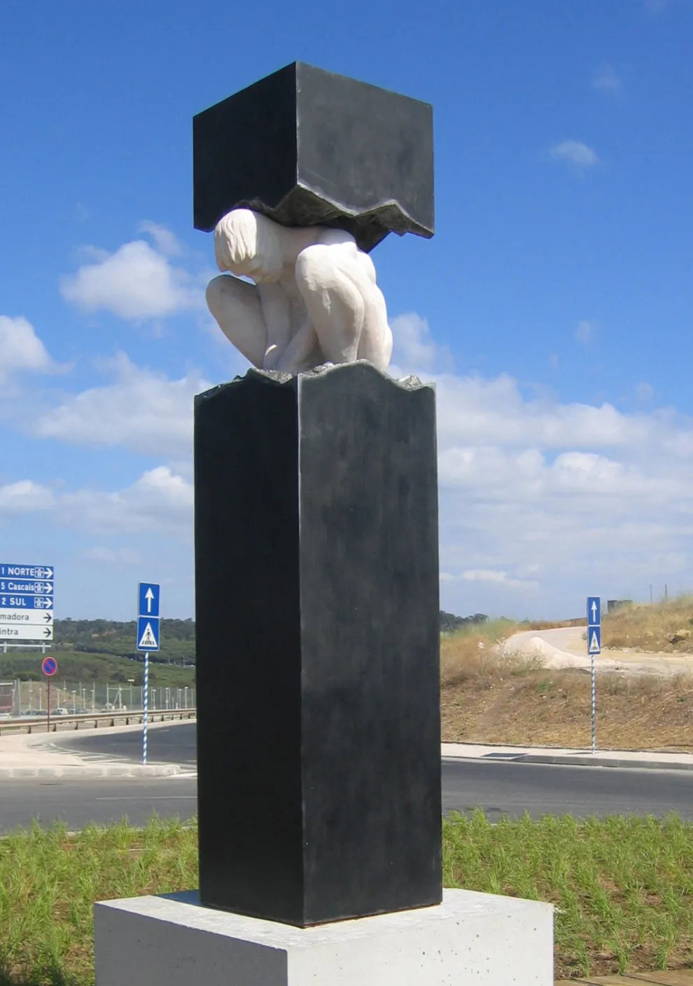 Corps et géométrie dans les sculptures de Rogério Timóteo corps et geometrie dans les sculptures de rogerio timoteo 12 corps-et-geometrie-dans-les-sculptures-de-rogerio-timoteo-12