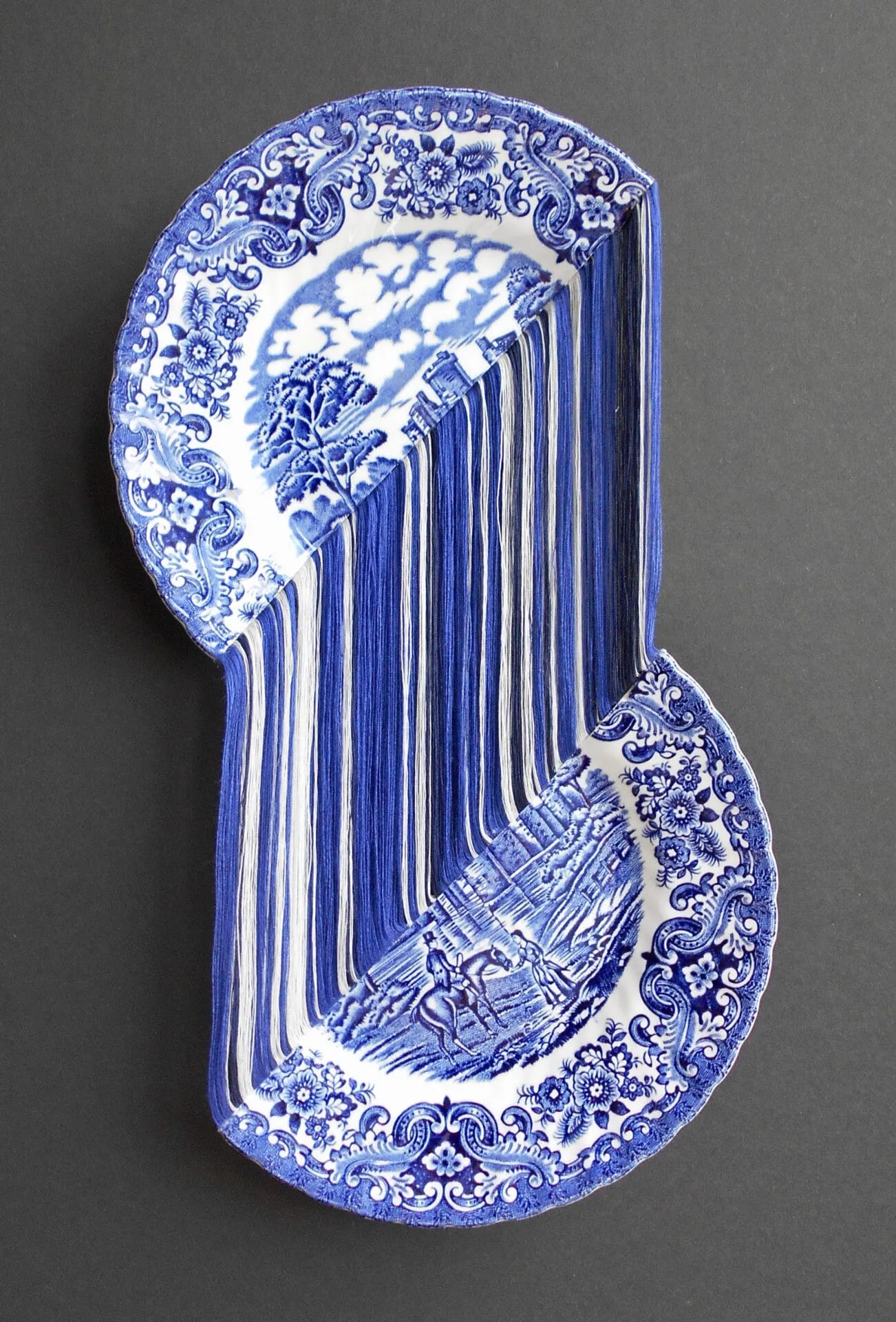 Des porcelaines brisées et des fils par Helena Hafemann des porcelaines brisees et des fils par helena hafemann 7 des-porcelaines-brisees-et-des-fils-par-helena-hafemann-7