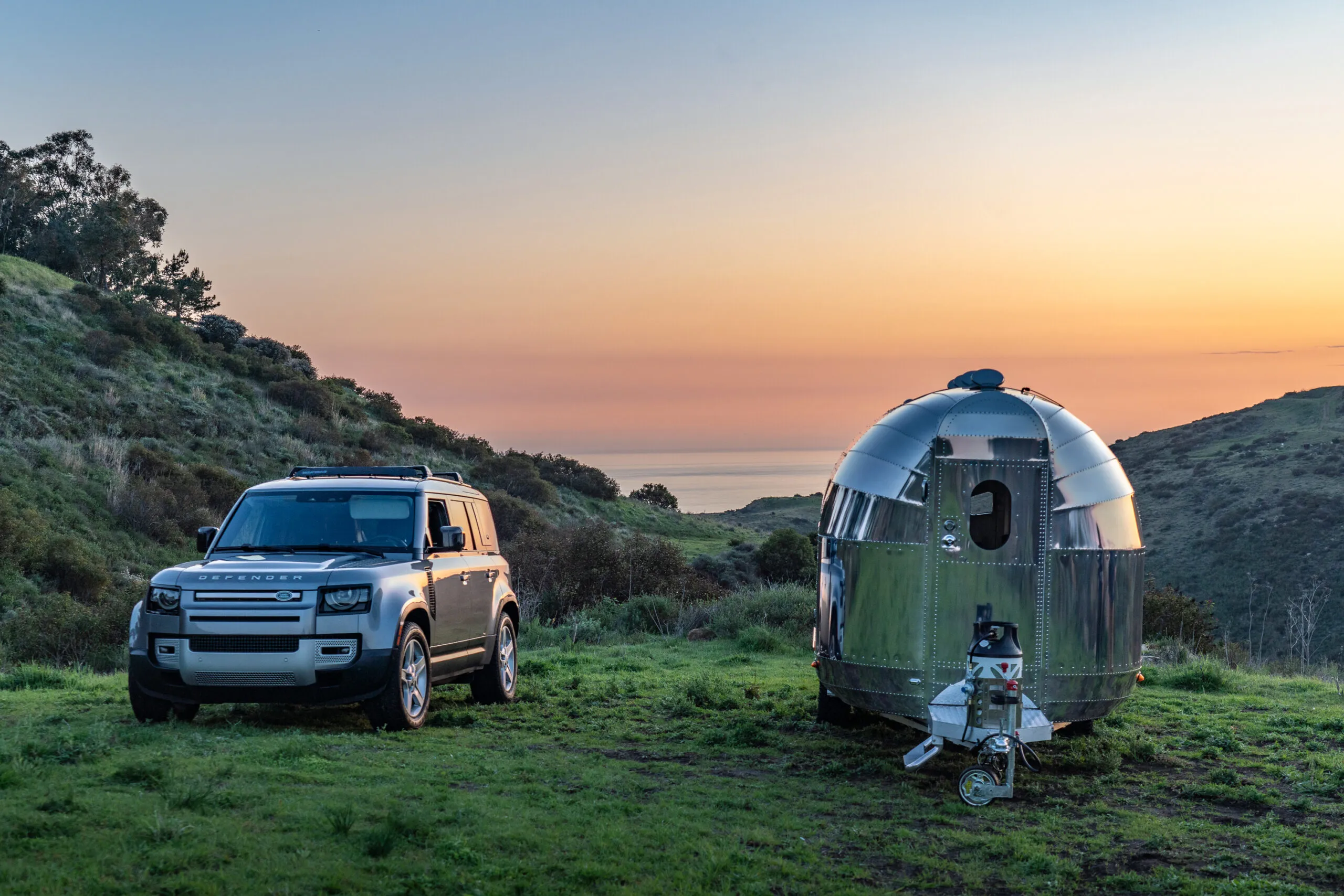 Le Bowlus Rivet, une luxueuse caravane de glamping le bowlus rivet une luxueuse caravane de glamping 2 le-bowlus-rivet-une-luxueuse-caravane-de-glamping-2