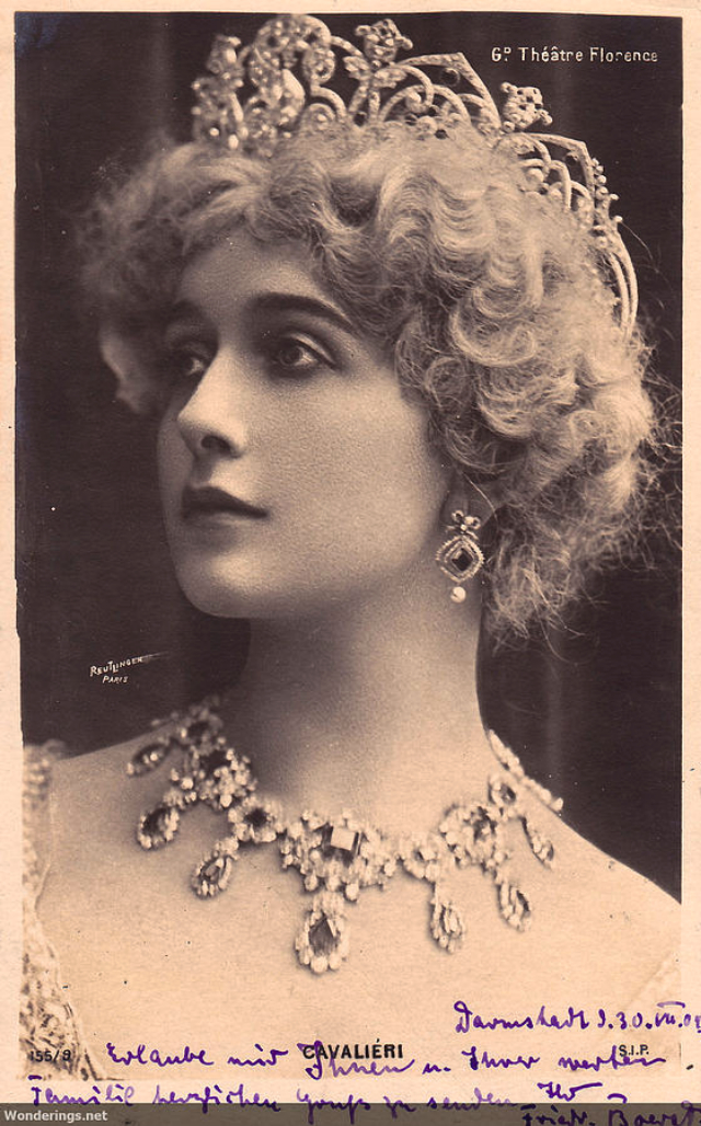 Quelques portraits de Lina Cavalieri, une des plus belles femmes du monde du début du XXème siècle quelques portraits de lina cavalieri une des plus belles femmes du monde du debut du xxeme siecle 6 quelques-portraits-de-lina-cavalieri-une-des-plus-belles-femmes-du-monde-du-debut-du-xxeme-siecle-6