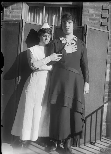 Quelques portraits des patients du Dr Harvey Cushing au début du XXème siècle quelques portraits des patients du dr harvey cushing au debut du xxeme siecle 18 quelques-portraits-des-patients-du-dr-harvey-cushing-au-debut-du-xxeme-siecle-18