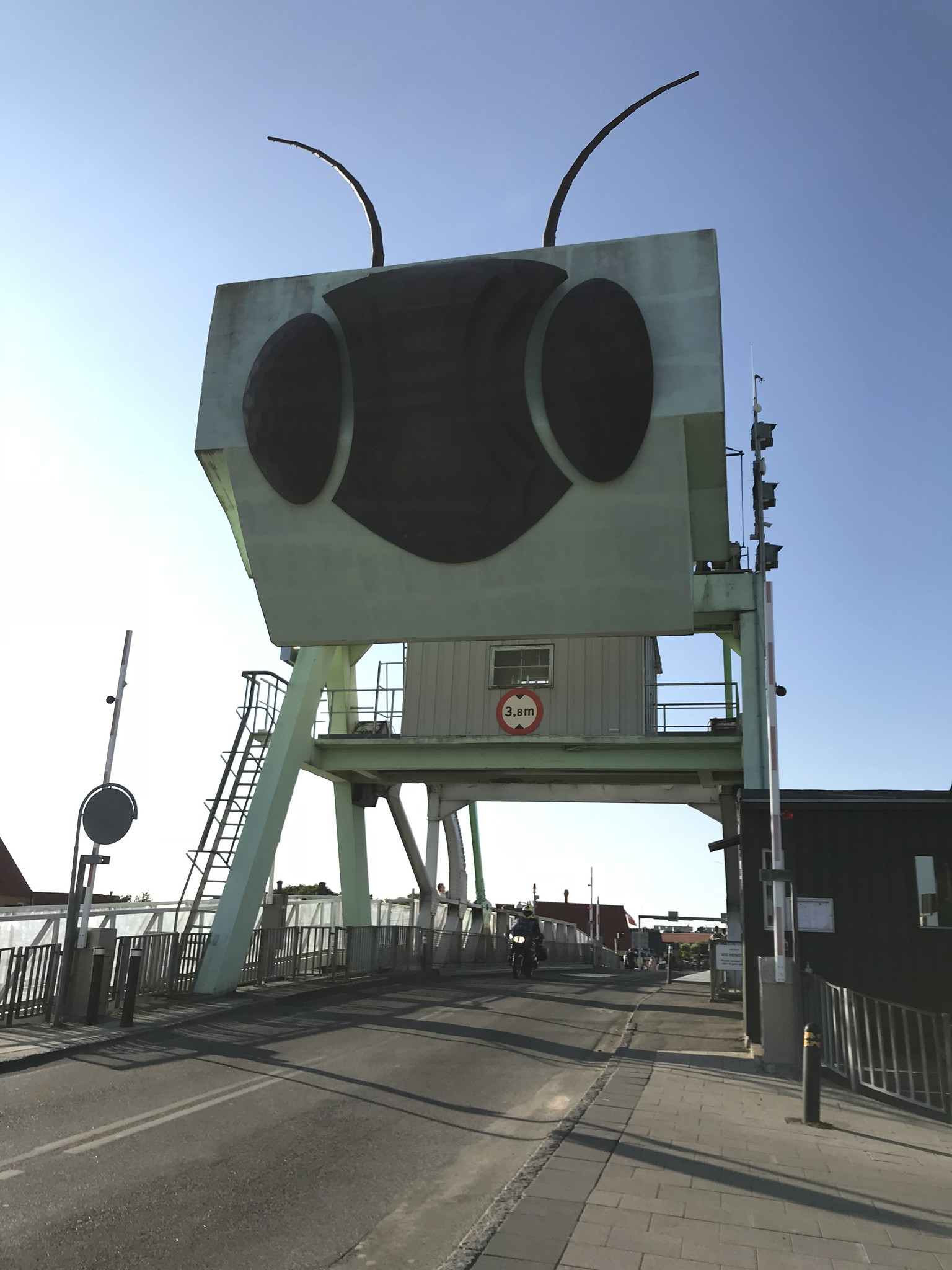 Græshoppebroen, le pont sauterelle graeshoppebroen le pont sauterelle eno Karrebaeksminde danemark graeshoppebroen-le-pont-sauterelle-eno-Karrebaeksminde-danemark